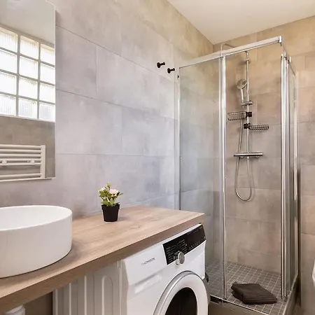 Maison Moderne Avec Jardin12 Pers Proche Paris & Guest house